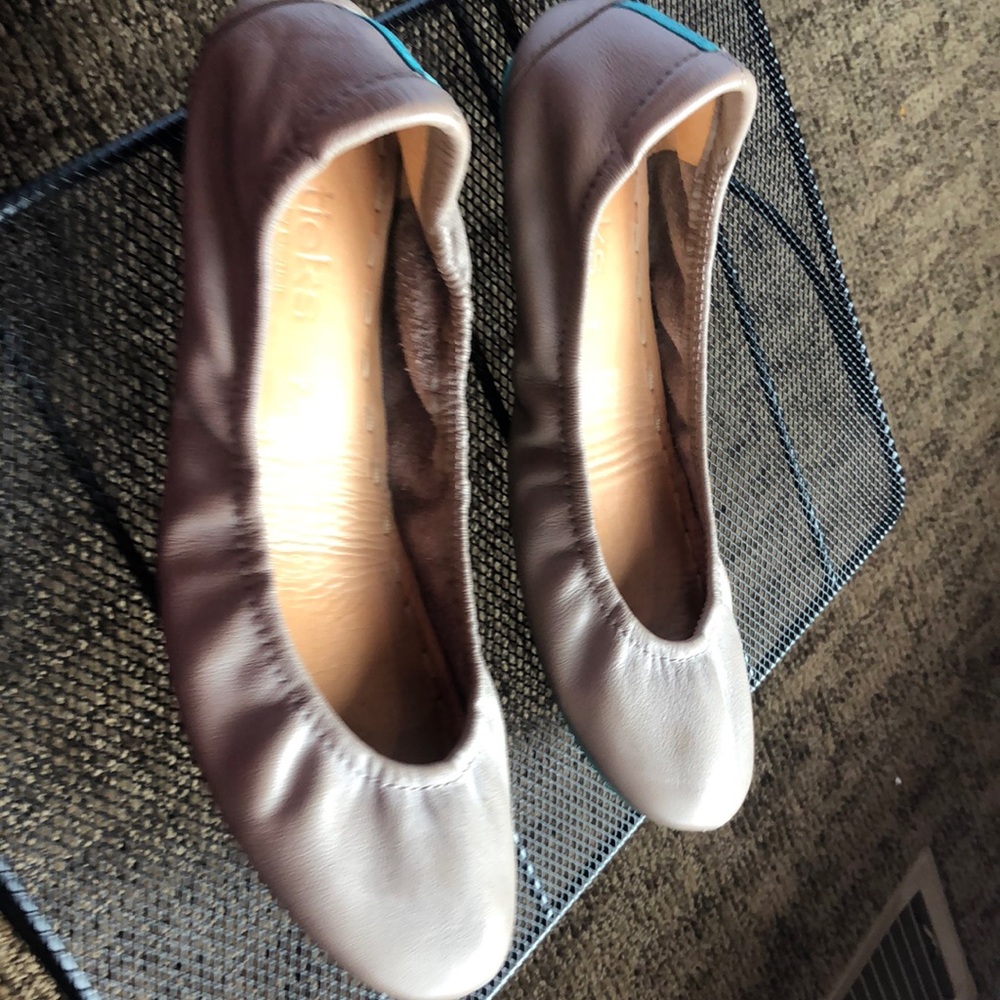 Tieks Nude color flats